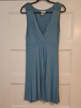 sophie max lace dress Sophie Max Studio 6B02K69 Blue/White Sleeveless Stretch Lace Shift Dress - $128